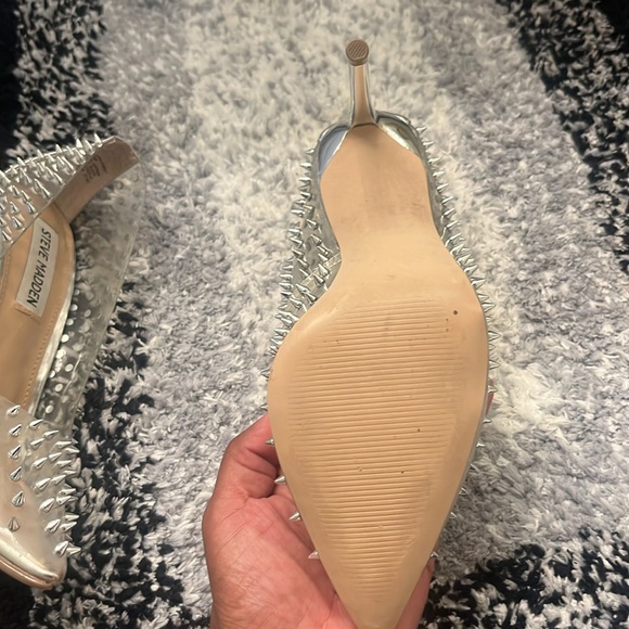 STEVE MADDEN SPIKE PUMPS - Picture 3 of 6